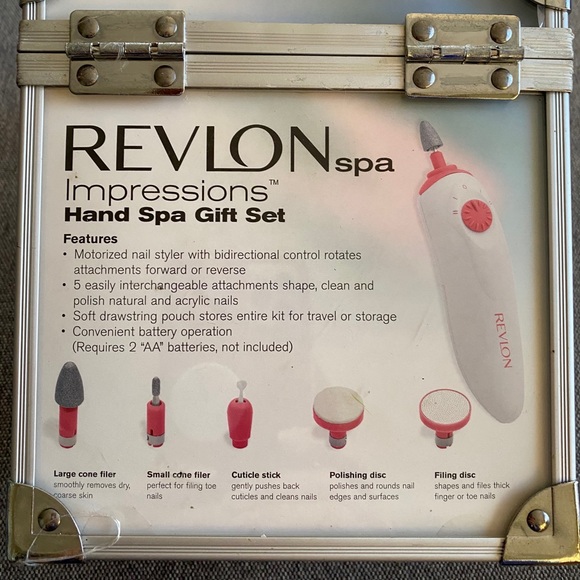 🎉2XHP🎉REVLON HAND SPA GIFT SET - Picture 5 of 16